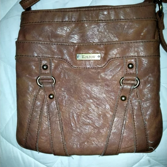 Purses - Picture 5 of 9